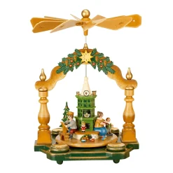 Pyramid "Grandma's Christmas Parlour"