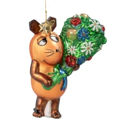 The Mouse With Bouquet